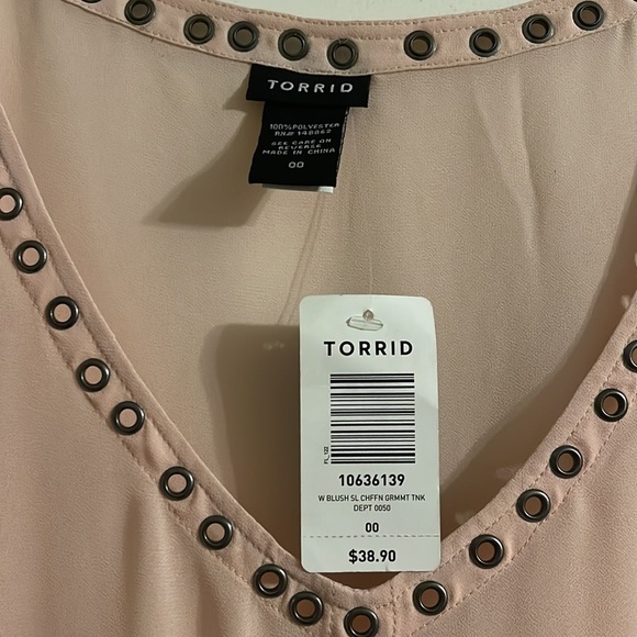 Torrid top - Picture 2 of 2